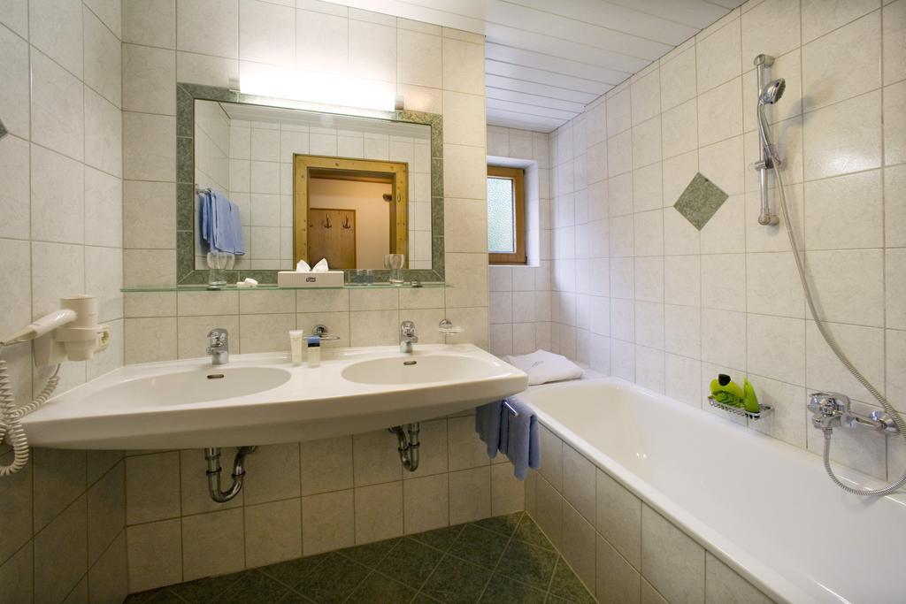 Alpenhotel Tirolerhof Gerlos Oda fotoğraf